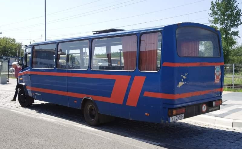 Mercedes-Benz Vario 814D 38+14 - Autobús suburbano: foto 2 Mercedes-Benz Vario 814D 38+14 - Autobús suburbano: foto 2