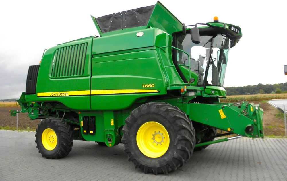 John Deere T660 2014 Rok, heder 7,6m, 2700 mtg na silniku, Najbogatsza Wersja, Nie Malowany, Stan Idealny - Cosechadora de granos: foto 2 John Deere T660 2014 Rok, heder 7,6m, 2700 mtg na silniku, Najbogatsza Wersja, Nie Malowany, Stan Idealny - Cosechadora de granos: foto 2