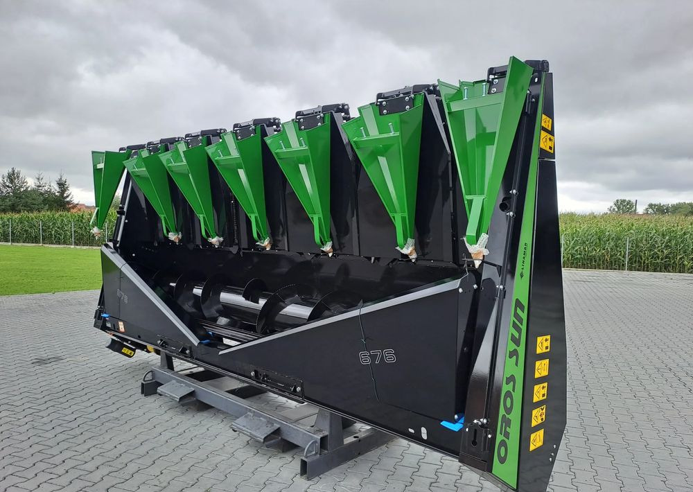 Oros Oros SUN 676 6 rzędowy, Nowe Przystawki do zbioru Słonecznika - Cabezal de girasol: foto 1 Oros Oros SUN 676 6 rzędowy, Nowe Przystawki do zbioru Słonecznika - Cabezal de girasol: foto 1