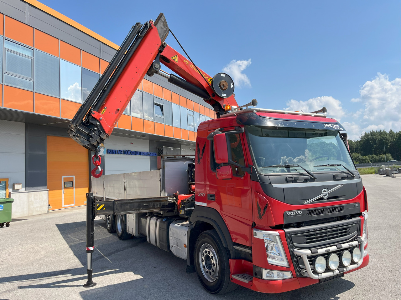 Volvo FM370 6X2 EURO6 + CRANE PALFINGER PK23001EH - Camión grúa: foto 1 Volvo FM370 6X2 EURO6 + CRANE PALFINGER PK23001EH - Camión grúa: foto 1
