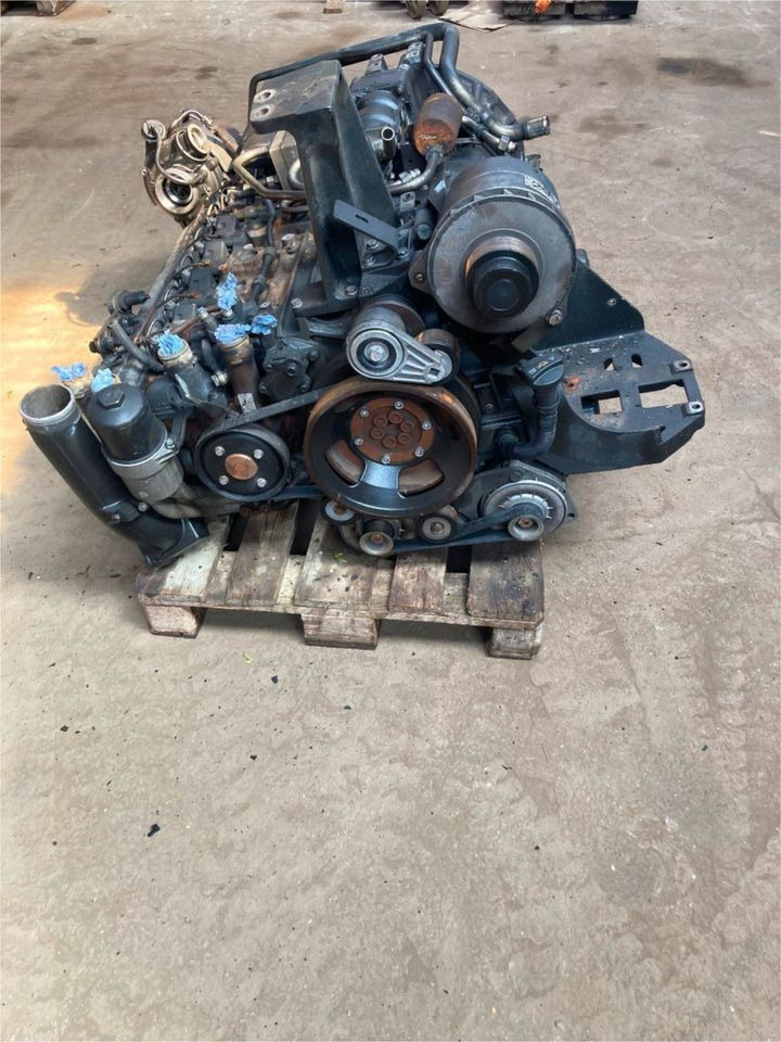 Mercedes-Benz Mercedes Motor OM 906 HLA Euro 5 Citaro OM906HLA 902.926 - Motor para Autobús: foto 3 Mercedes-Benz Mercedes Motor OM 906 HLA Euro 5 Citaro OM906HLA 902.926 - Motor para Autobús: foto 3