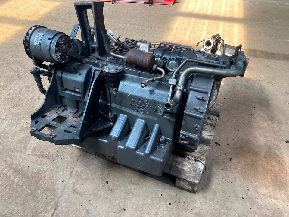 Mercedes-Benz Mercedes Motor OM 906 HLA Euro 5 Citaro OM906HLA 902.926 - Motor para Autobús: foto 2 Mercedes-Benz Mercedes Motor OM 906 HLA Euro 5 Citaro OM906HLA 902.926 - Motor para Autobús: foto 2