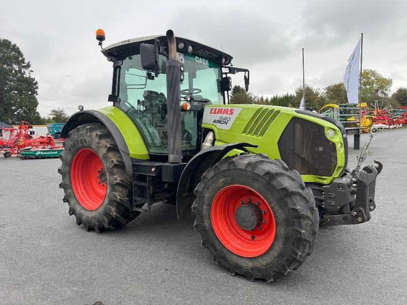 CLAAS ARION 640 CIS - Tractor: foto 4 CLAAS ARION 640 CIS - Tractor: foto 4