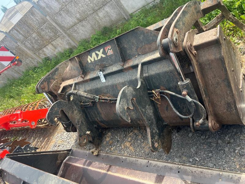 MAILLEUX BMSA245HT - Cazo cargador para Tractor: foto 2 MAILLEUX BMSA245HT - Cazo cargador para Tractor: foto 2