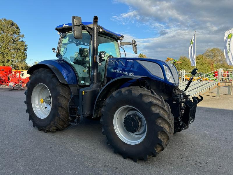 NEW-HOLLAND T7.245 AC - Tractor: foto 3 NEW-HOLLAND T7.245 AC - Tractor: foto 3
