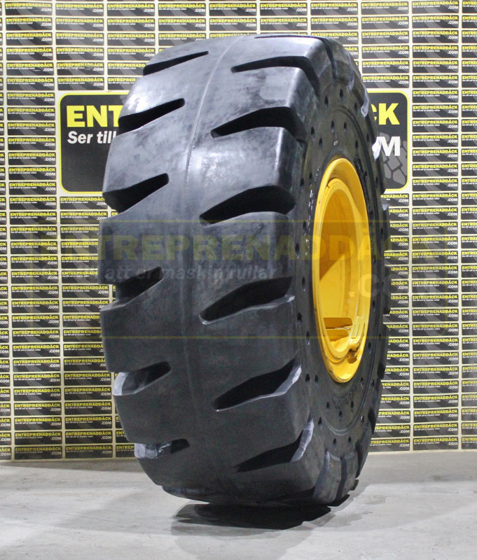 Complete solid wheels 26.5-25 on rims for Volvo L110/L120E  - Cargadora de ruedas: foto 2 Complete solid wheels 26.5-25 on rims for Volvo L110/L120E  - Cargadora de ruedas: foto 2