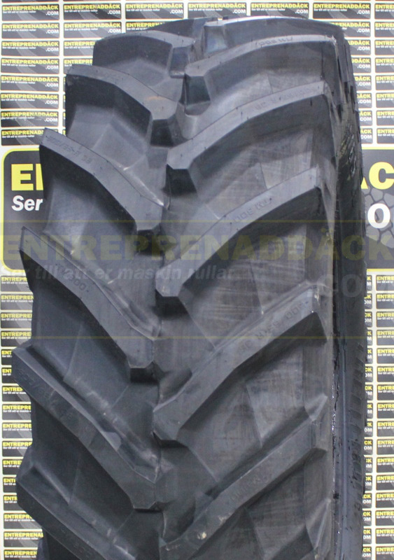 Package with 600/65R28 & 650/65R42 Trelleborg TM800 - Tractor: foto 2 Package with 600/65R28 & 650/65R42 Trelleborg TM800 - Tractor: foto 2