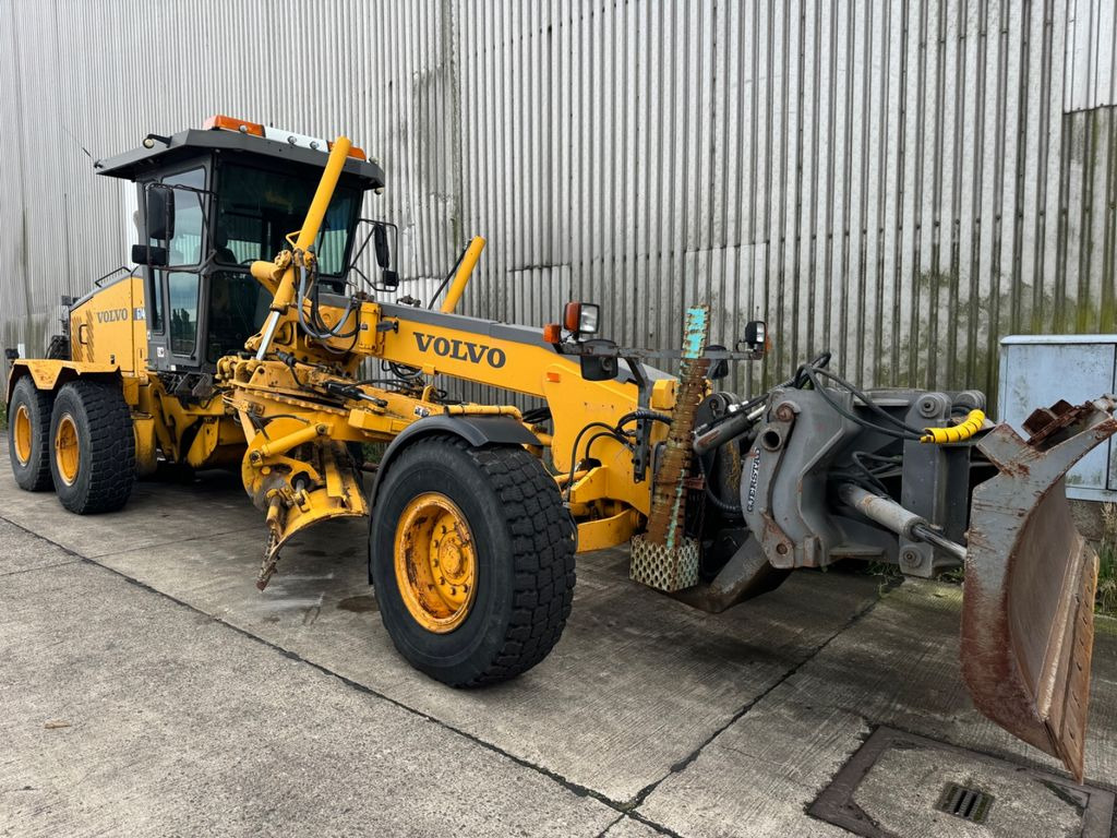 Volvo G746B Volvo G746B - Grader: foto 1 Volvo G746B Volvo G746B - Grader: foto 1
