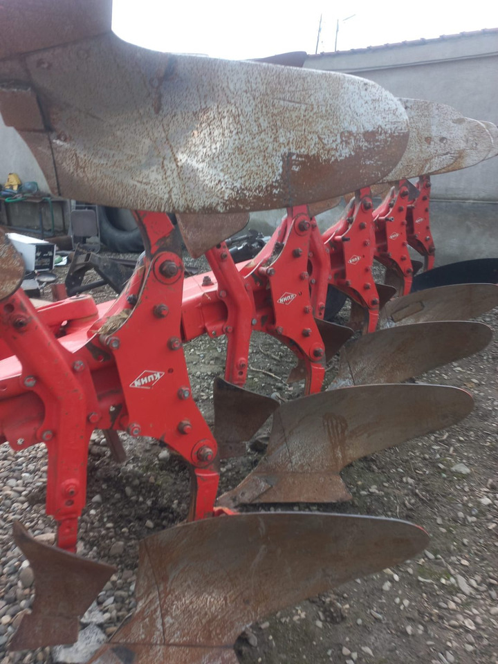 KUHN MM 151.5E.T Plow - Arado: foto 3 KUHN MM 151.5E.T Plow - Arado: foto 3