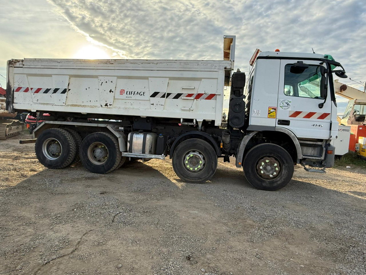 MERCEDES-BENZ ACTROS TIPPER - Camión volquete: foto 3 MERCEDES-BENZ ACTROS TIPPER - Camión volquete: foto 3