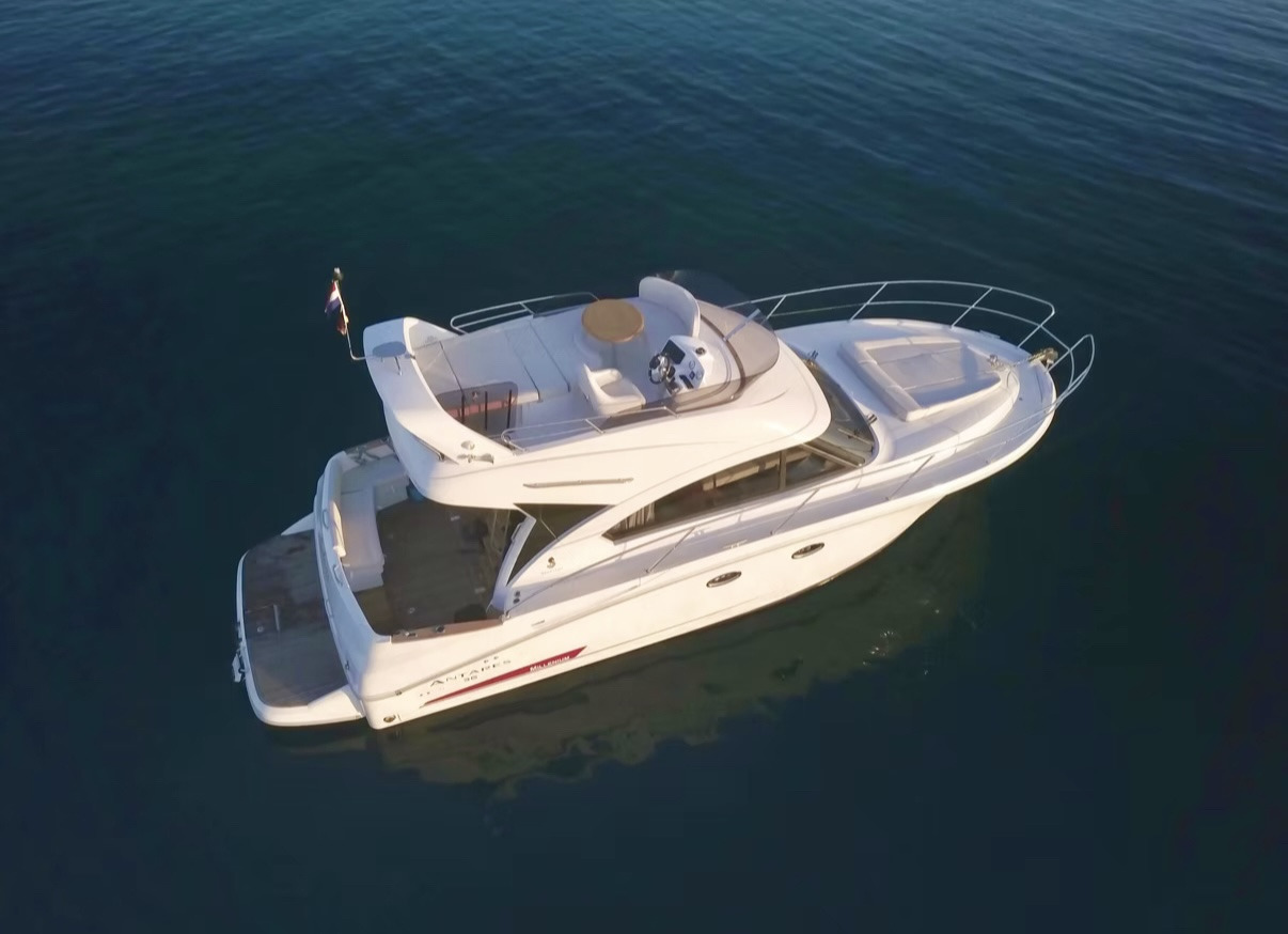 Beneteau Antares 36 Fly, Air Conditioning, TOP !!! - Otros maquinaria: foto 4 Beneteau Antares 36 Fly, Air Conditioning, TOP !!! - Otros maquinaria: foto 4