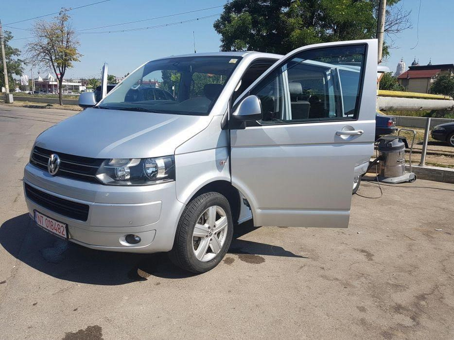 VOLKSWAGEN MULTIVAN - Furgoneta de pasajeros: foto 5 VOLKSWAGEN MULTIVAN - Furgoneta de pasajeros: foto 5