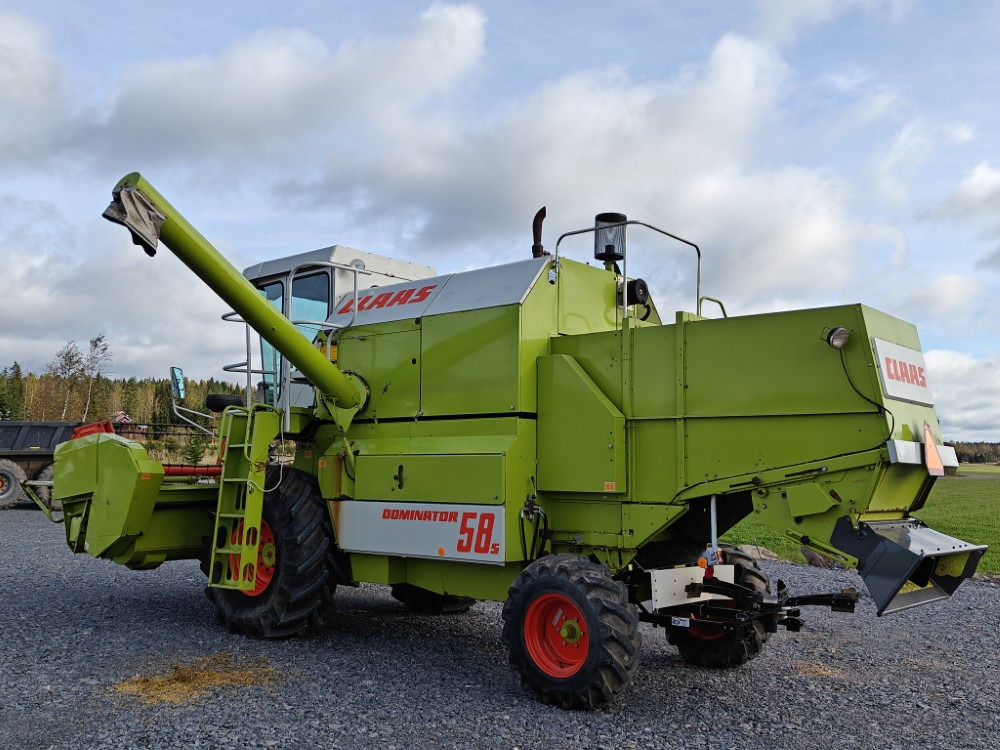 Claas Dominator 58S, 6-sylinterinen Hydraulinen torvi, ruumenlevitin, katso video! - Cosechadora de granos: foto 2 Claas Dominator 58S, 6-sylinterinen Hydraulinen torvi, ruumenlevitin, katso video! - Cosechadora de granos: foto 2