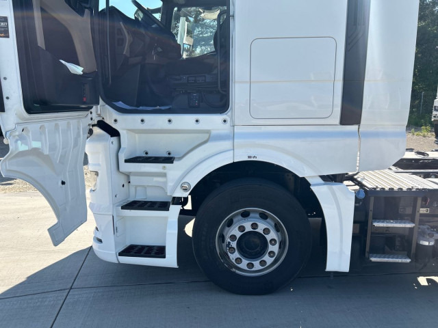 MAN TGX 18.470 4x2 BL SA - Cabeza tractora: foto 5 MAN TGX 18.470 4x2 BL SA - Cabeza tractora: foto 5