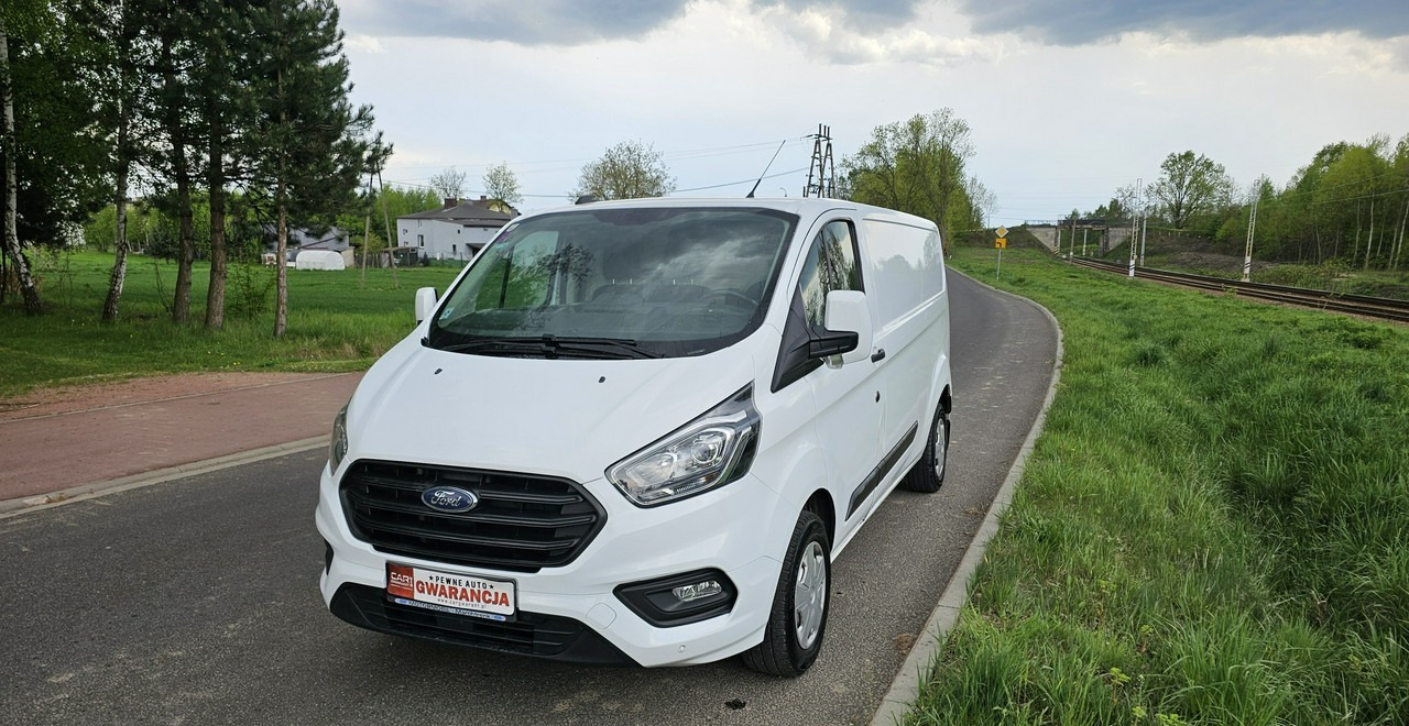 Ford Transit Transit Custom Ford Transit Custom long bardzo ładny egzemplarz - Furgón: foto 2 Ford Transit Transit Custom Ford Transit Custom long bardzo ładny egzemplarz - Furgón: foto 2