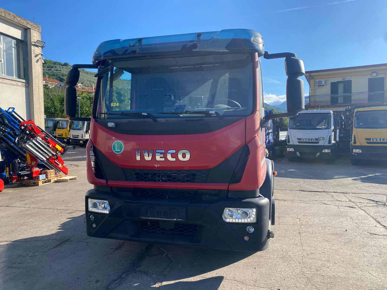 IVECO EUROCARGO 150-280 - Camión multibasculante: foto 5 IVECO EUROCARGO 150-280 - Camión multibasculante: foto 5