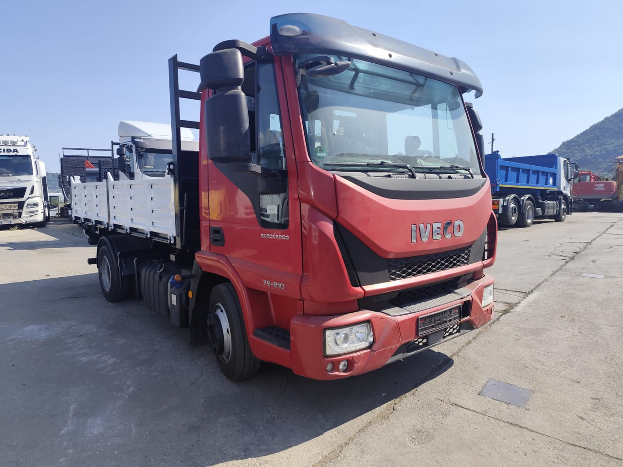 Camión chasis IVECO EUROCARGO 80-190: foto 14