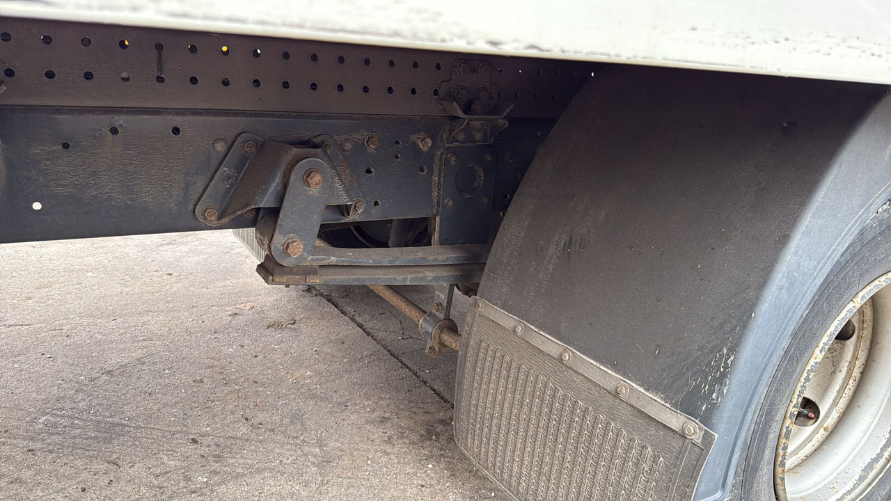 IVECO EUROCARGO 80-190 - Camión chasis: foto 5 IVECO EUROCARGO 80-190 - Camión chasis: foto 5