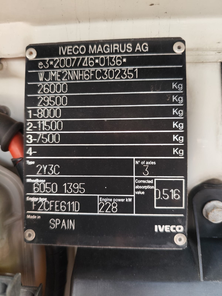 IVECO STRALIS AD 260S31 - Camión volquete: foto 3 IVECO STRALIS AD 260S31 - Camión volquete: foto 3