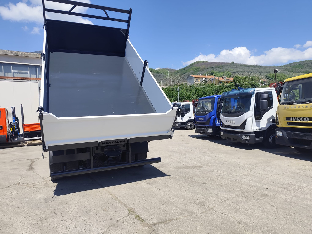 Camión grúa IVECO STRALIS CUBE 190S33: foto 6