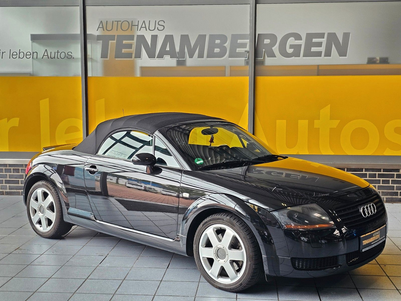 Audi TT 1.8 T Roadster Sitzheizung neues Verdeck - Coche: foto 1 Audi TT 1.8 T Roadster Sitzheizung neues Verdeck - Coche: foto 1