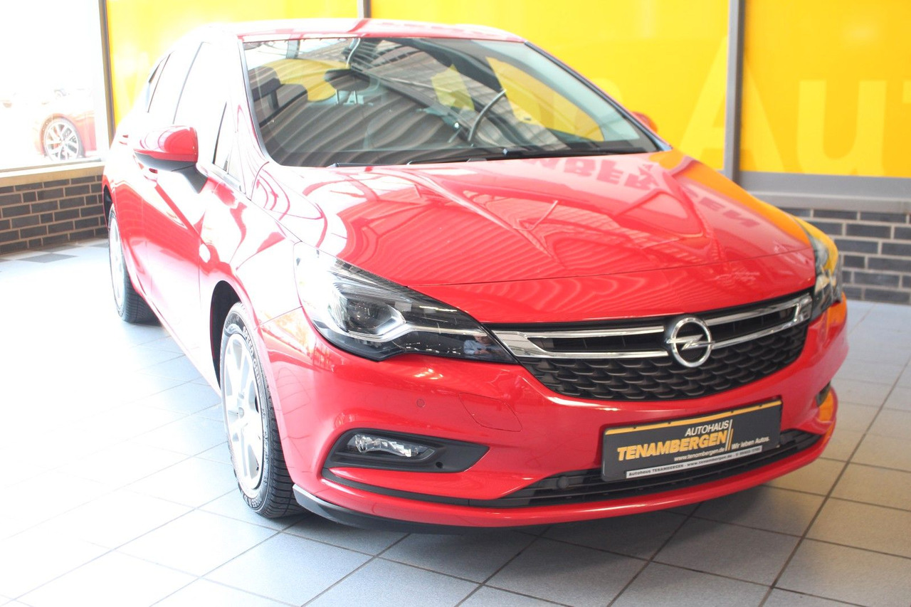 Opel Astra K Lim. Innovation Navi Voll-LED Kamera - Coche: foto 2 Opel Astra K Lim. Innovation Navi Voll-LED Kamera - Coche: foto 2