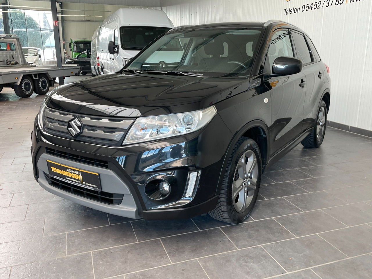 Suzuki Vitara 1.6 Comfort 4x2 AHK Allwetterreifen - SUV/ Todoterreno: foto 5 Suzuki Vitara 1.6 Comfort 4x2 AHK Allwetterreifen - SUV/ Todoterreno: foto 5