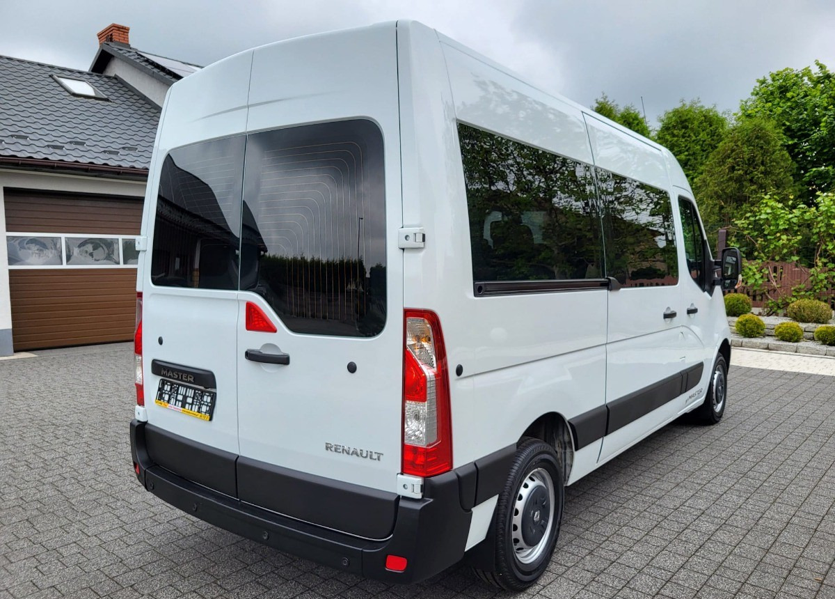 Minibús, Furgoneta de pasajeros Renault Master 2.3 170ps. L2H2  8-osobowy Serwisowany I właściciel: foto 16