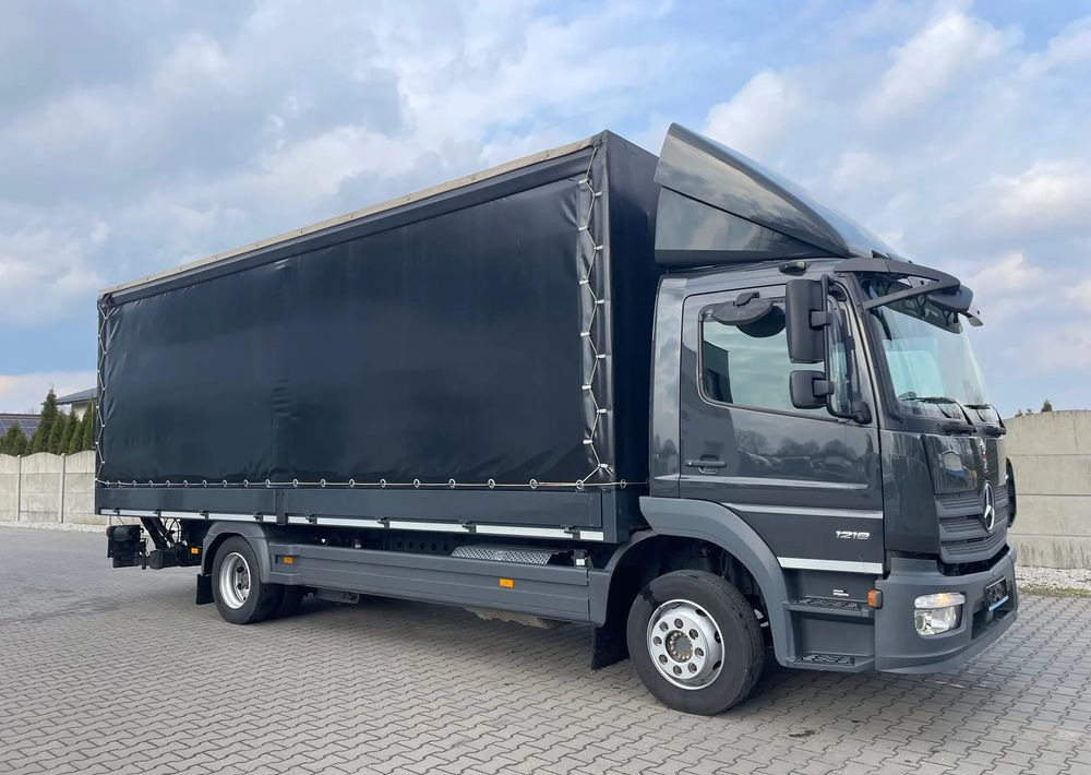 Mercedes-Benz 1218 - Camión lona: foto 5 Mercedes-Benz 1218 - Camión lona: foto 5