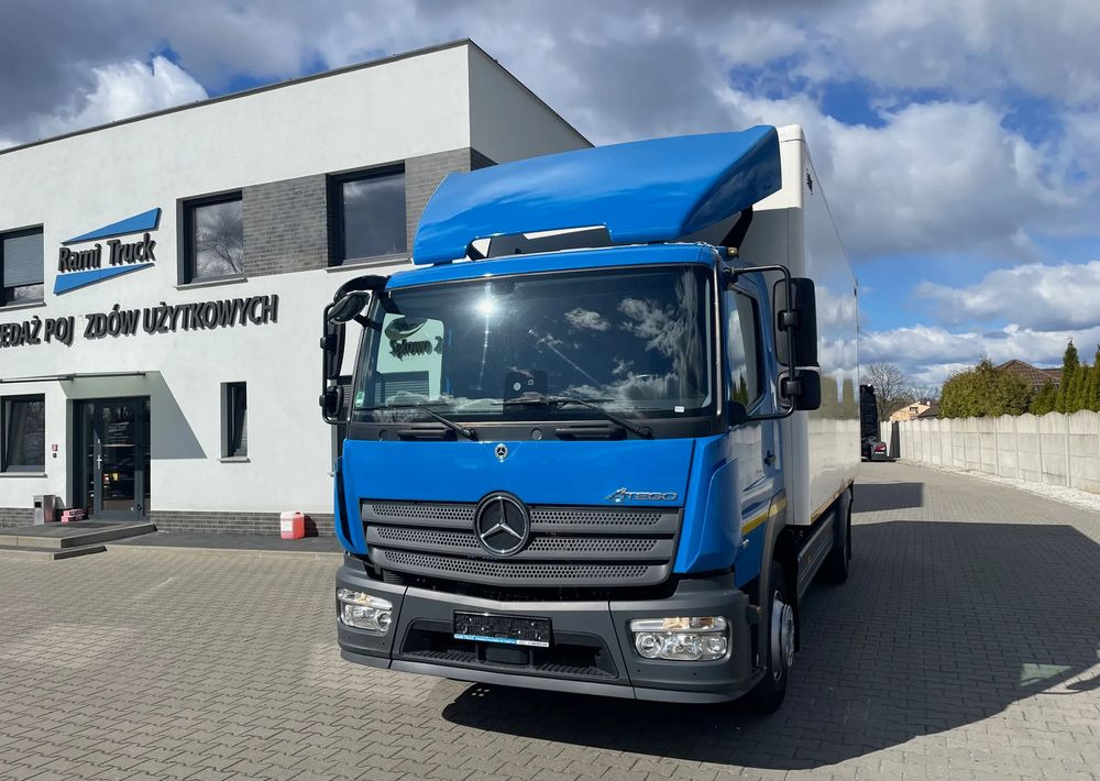 Camión caja cerrada Mercedes-Benz ATEGO 1318, kontener 6,2m, ładowność 7,5 tony!: foto 1