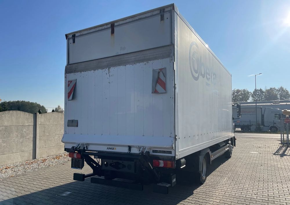 Mercedes-Benz ATEGO 816,ładowność 3,1 tony! - Camión caja cerrada: foto 5 Mercedes-Benz ATEGO 816,ładowność 3,1 tony! - Camión caja cerrada: foto 5