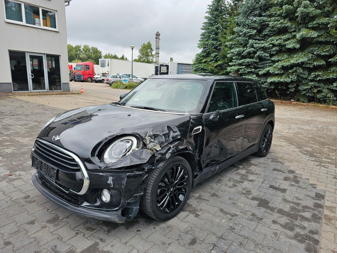 MINI Cooper D Clubman Automatik Harman/Kardon - Coche familiar: foto 1 MINI Cooper D Clubman Automatik Harman/Kardon - Coche familiar: foto 1