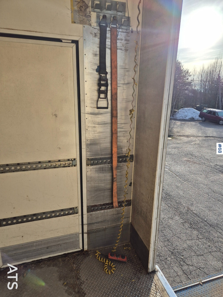 Leasing de  Scania P380 Umpikorinen Scania P380 Umpikorinen: foto 11