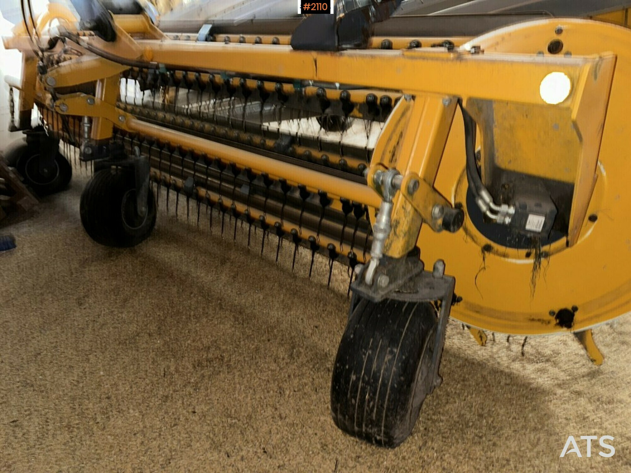 Towed Swathers ELHO V-Twin 950 S - Henificadora: foto 4 Towed Swathers ELHO V-Twin 950 S - Henificadora: foto 4