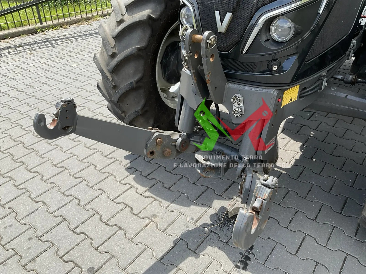 Valtra A 94 - Tractor: foto 3 Valtra A 94 - Tractor: foto 3
