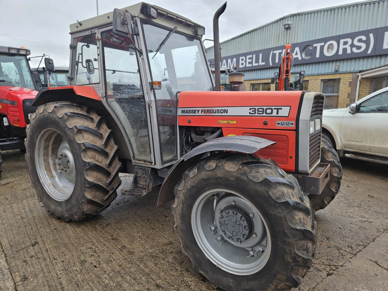 1993 MF 390T 4wd tractor, good off farm condition - Tractor: foto 1 1993 MF 390T 4wd tractor, good off farm condition - Tractor: foto 1