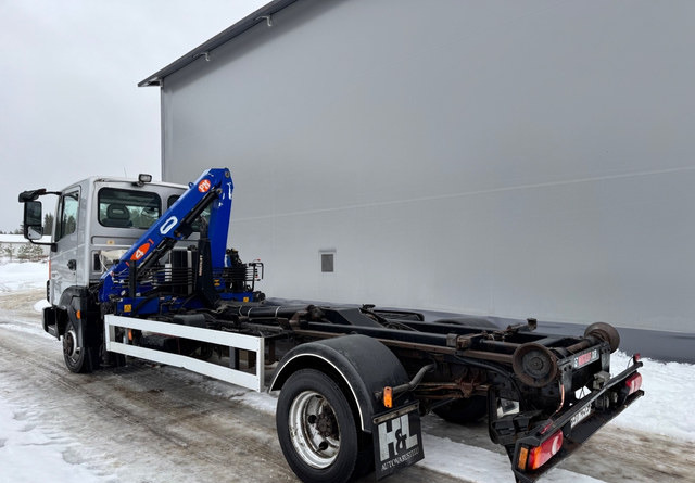 NissanAtleon - Camión multibasculante, Camión grúa: foto 3 NissanAtleon - Camión multibasculante, Camión grúa: foto 3