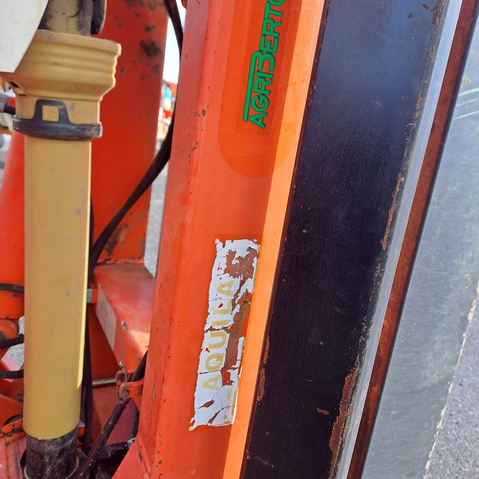 ERPICE ROTANTE PIEGHEVOLE MASCHIO AQUILA 5000 - Rotocultivador: foto 4 ERPICE ROTANTE PIEGHEVOLE MASCHIO AQUILA 5000 - Rotocultivador: foto 4