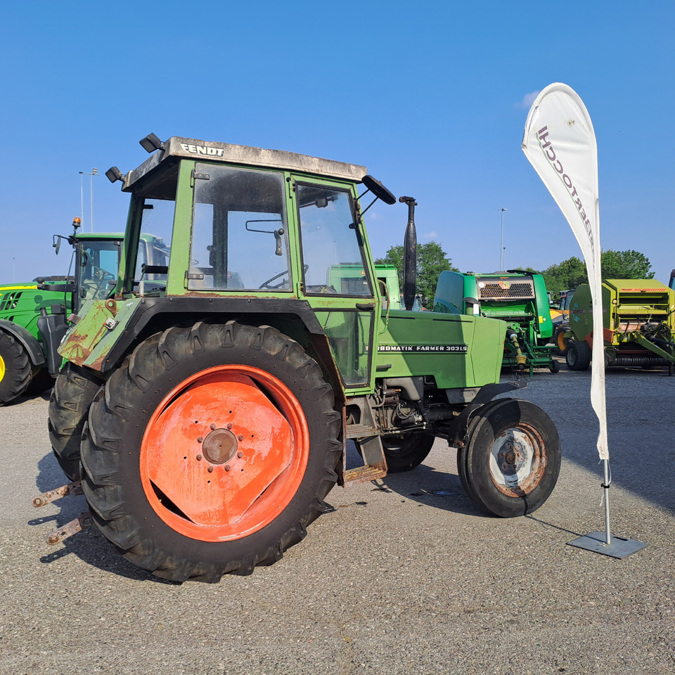 FENDT 303 LS FARMER - Tractor: foto 3 FENDT 303 LS FARMER - Tractor: foto 3