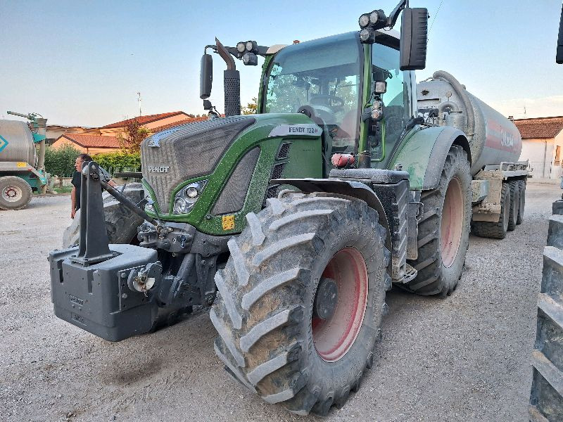 FENDT 720 VARIO - Tractor: foto 2 FENDT 720 VARIO - Tractor: foto 2