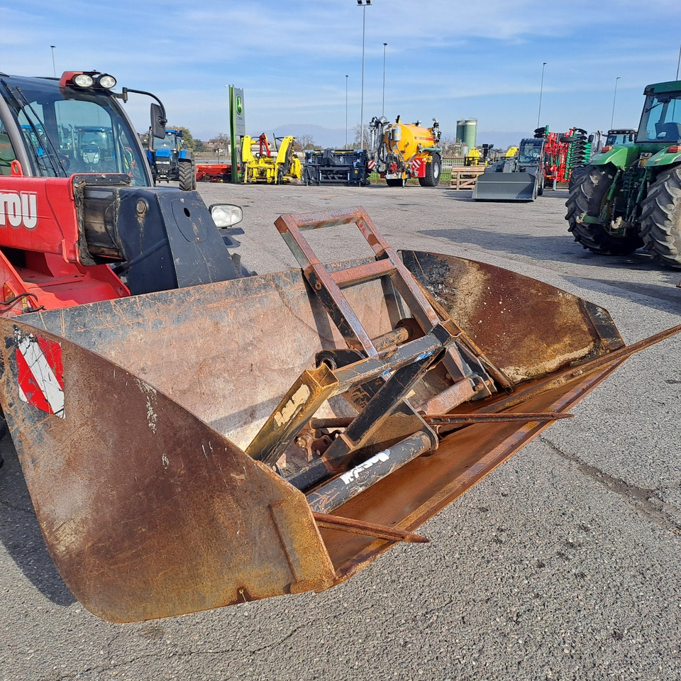 TELESCOPICO MANITOU MLT 840-137 PS - ASTA AGRIBERTOCCHI - Manipulador telescópico: foto 2 TELESCOPICO MANITOU MLT 840-137 PS - ASTA AGRIBERTOCCHI - Manipulador telescópico: foto 2
