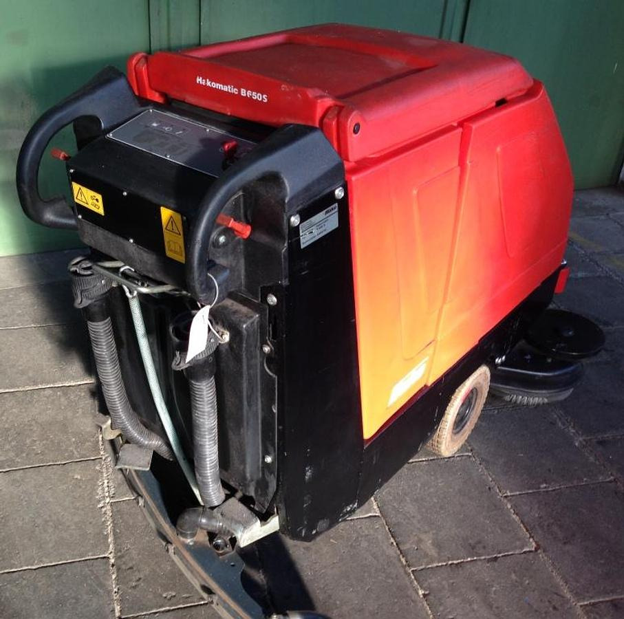 Scheuersaugmaschine HAKO - Fregadora: foto 2 Scheuersaugmaschine HAKO - Fregadora: foto 2
