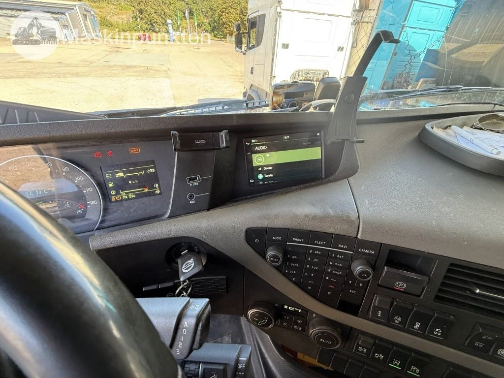 Cabeza tractora Volvo FH 500: foto 40