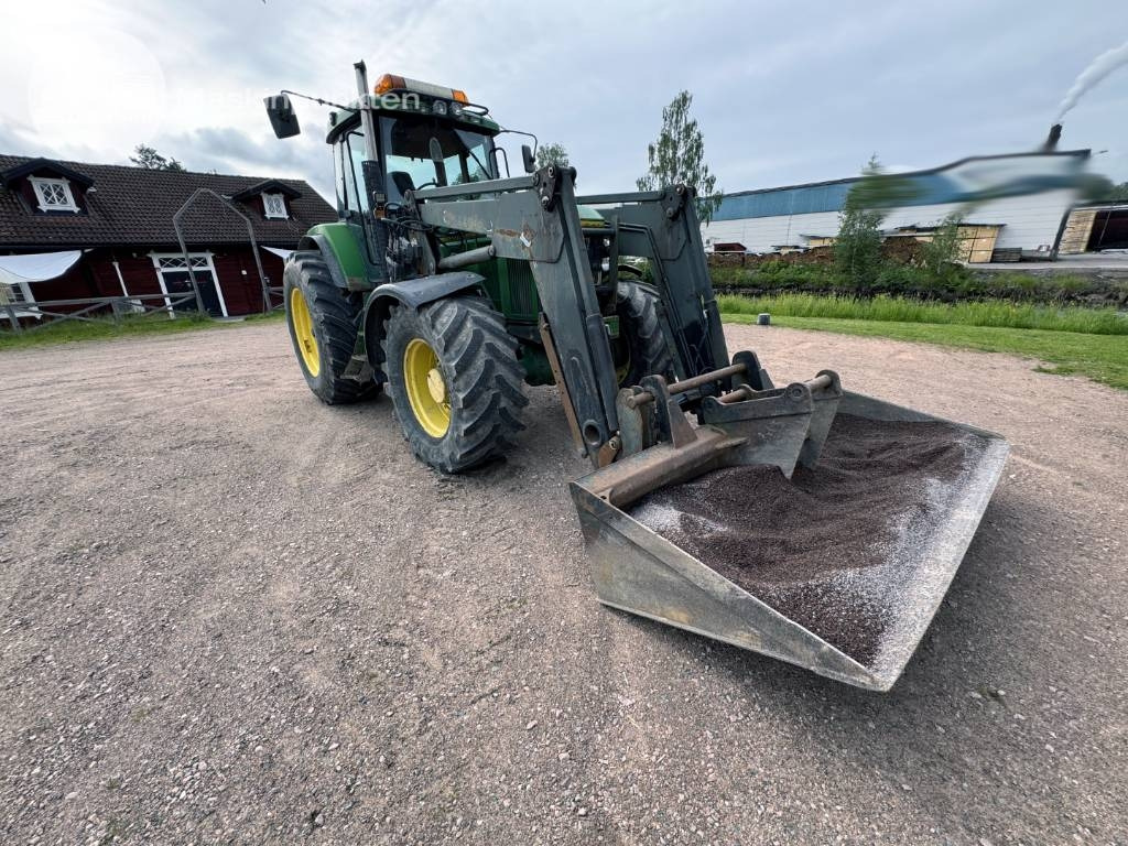 John Deere 7600 - Tractor: foto 1 John Deere 7600 - Tractor: foto 1