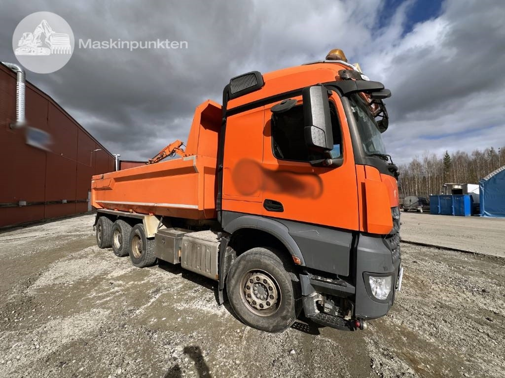 Mercedes-Benz Arocs - Camión volquete: foto 1 Mercedes-Benz Arocs - Camión volquete: foto 1