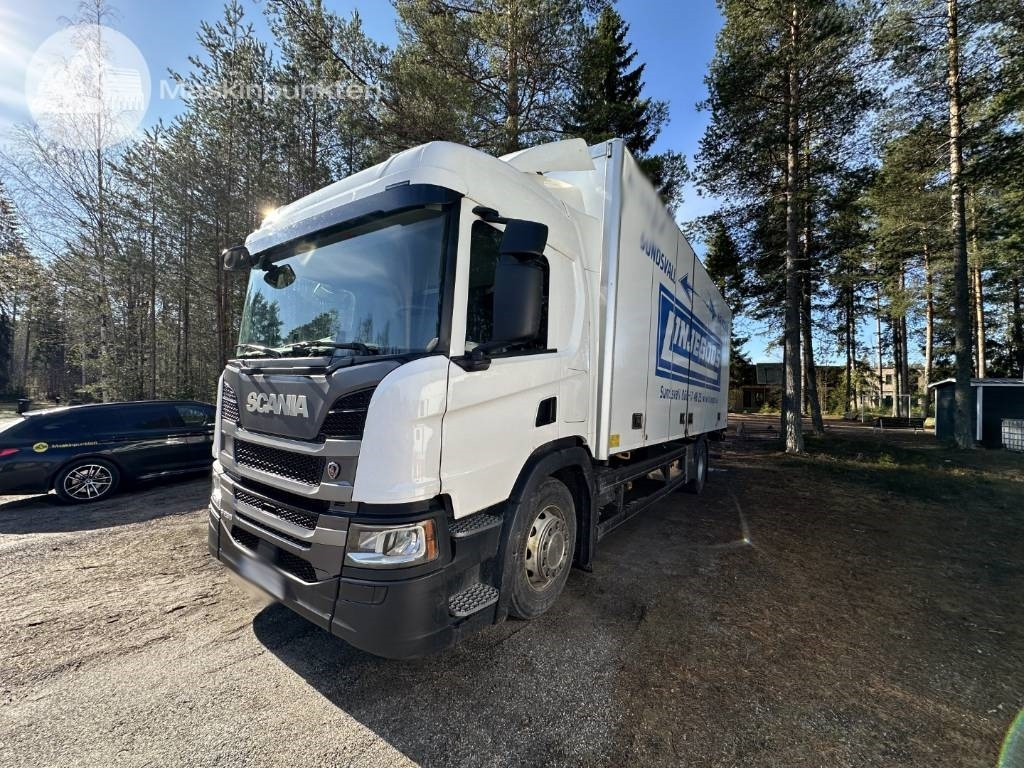 Camión caja cerrada Scania P 250: foto 1