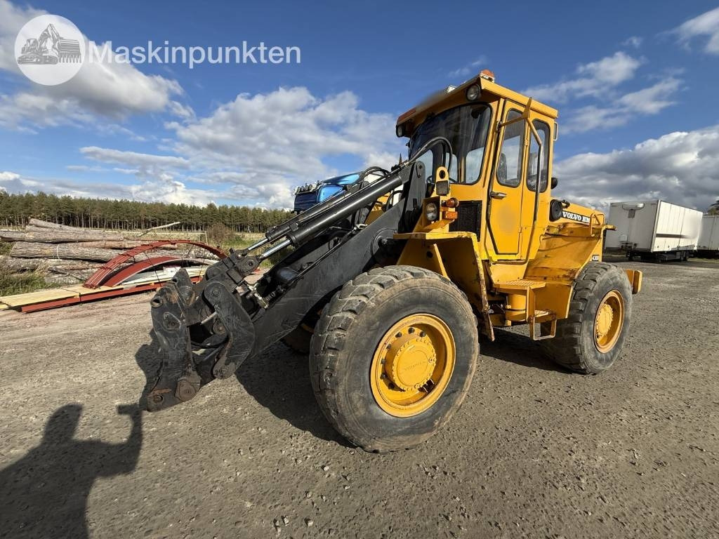 Volvo BM 4300 - Cargadora de ruedas: foto 1 Volvo BM 4300 - Cargadora de ruedas: foto 1