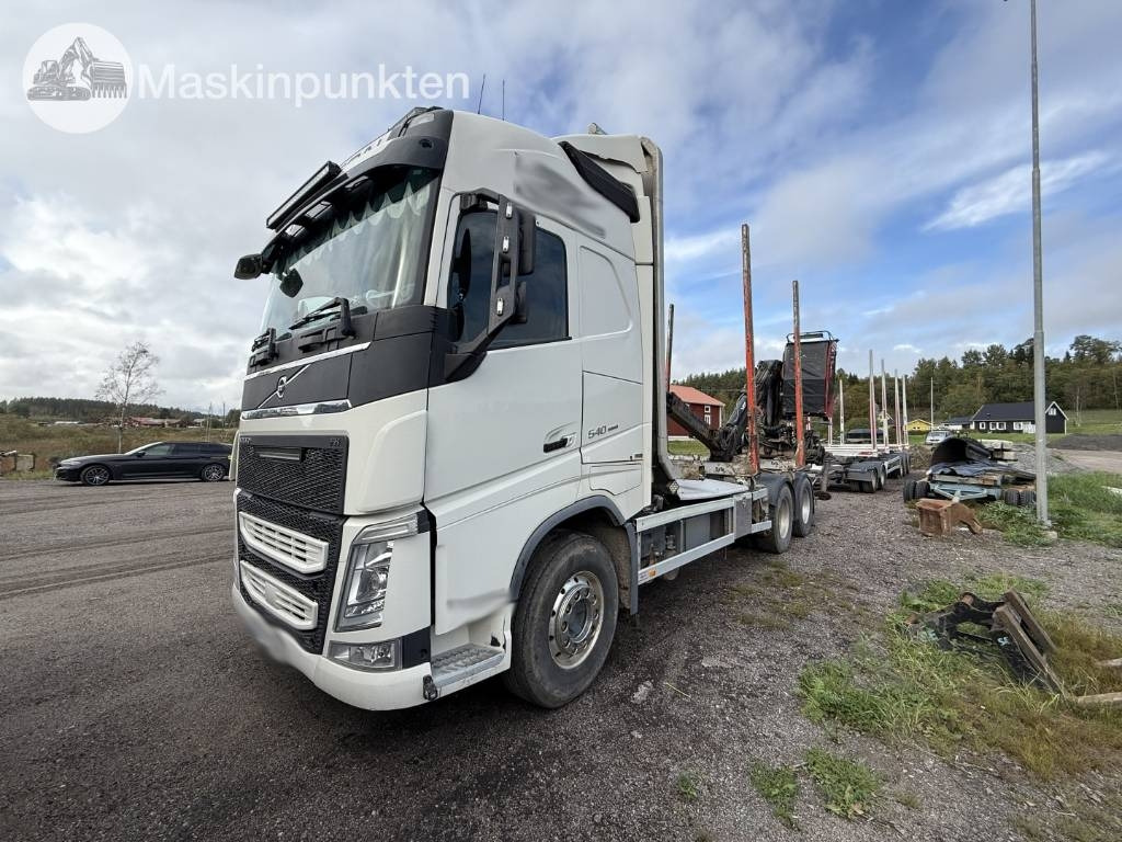 Volvo FH 540 - Camión forestal: foto 1 Volvo FH 540 - Camión forestal: foto 1