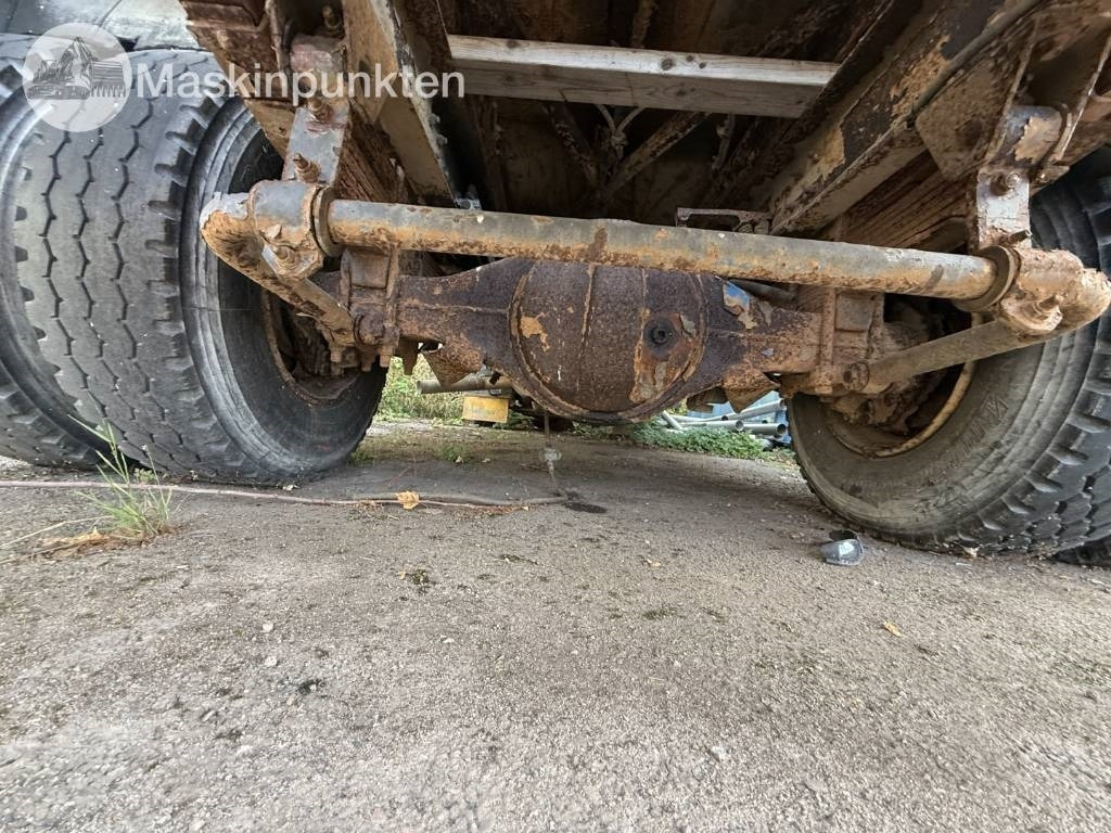 Volvo FL 611 - Camión volquete: foto 5 Volvo FL 611 - Camión volquete: foto 5