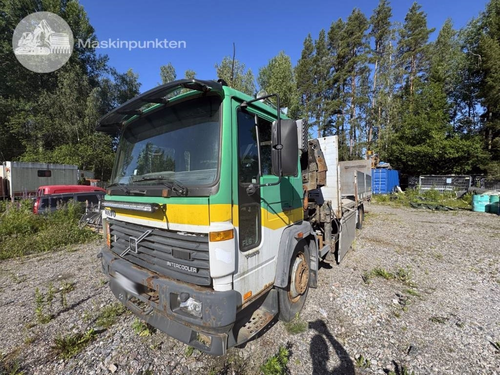 Volvo FL 614 - Camión grúa: foto 1 Volvo FL 614 - Camión grúa: foto 1